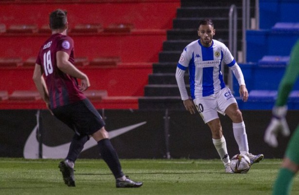 El Hércules, obligado a sumar en Puertollano pese a las bajas