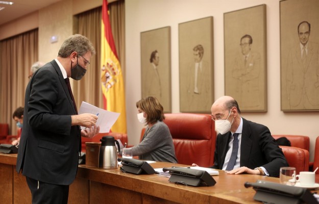 El Gobierno envía al Congreso un primer listado para vetar cerca de 900 enmiendas a los PGE