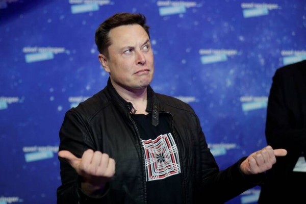 Elon Musk sigue soltando acciones de Tesla: vende otros 600 millones de euros