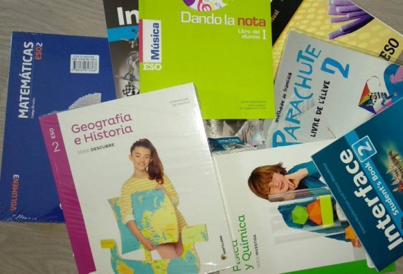 Serán los centros educativos lo que decidan si usan libros de texto con lenguaje inclusivo o no
