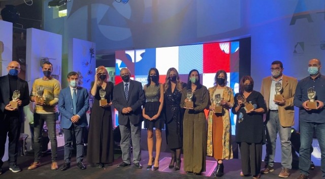 María Luisa Peaguda se alza con el Premio Regional de Artesanía