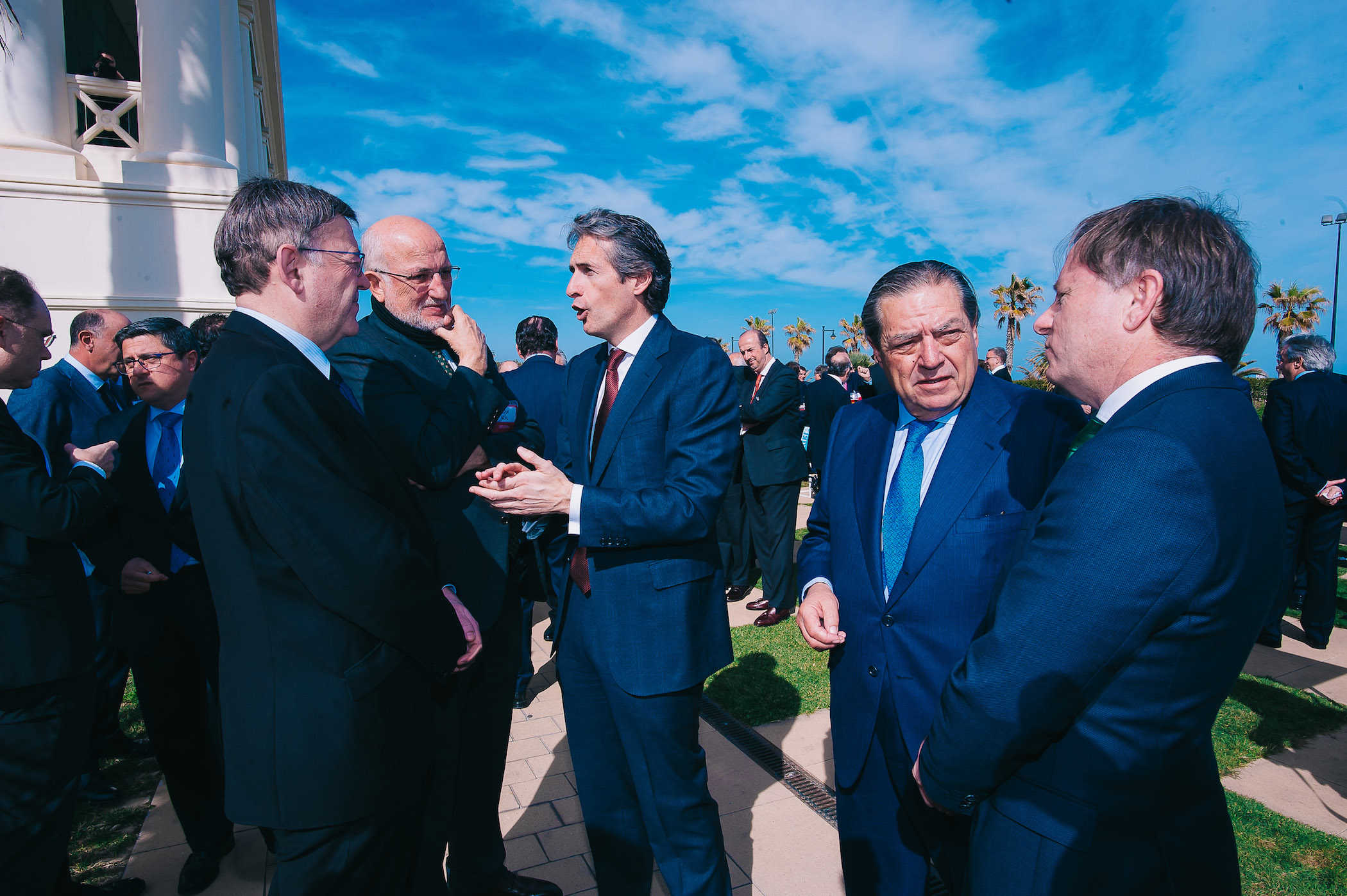 Ximo Puig, Juan Roig, Íñigo de la Serna, Vicente Boluda y Juan Carlos Moragues. Foto: KIKE TABERNER - 