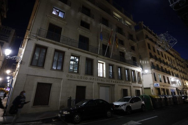 El Colegio de Farmacéuticos se sube a la fiebre y proyecta 14 pisos turísticos en el edificio de su sede 