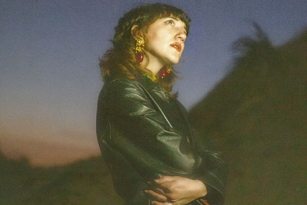 L'artista Inma Femenia i la guitarrista Sandra Monfort protagonitzen el segon 'Mestissatges' a Ondara