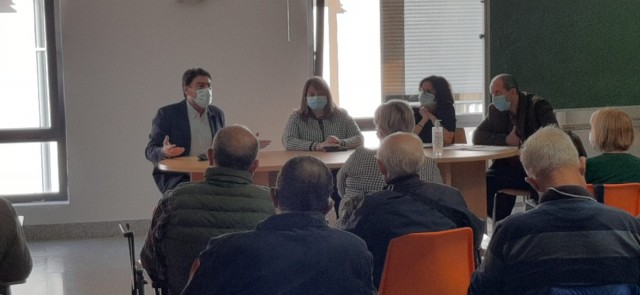 Barcala compromete la incorporación de conserjes para abrir los centros de mayores el 1 de diciembre