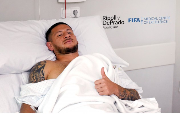 Acuña es operado con éxito