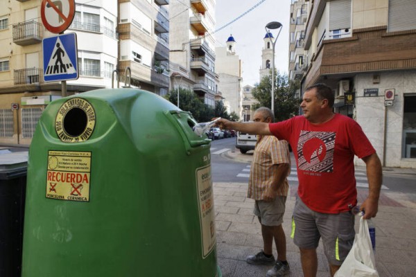 Habrá relevo en Vila-real: o cambia la firma de limpieza o la de recogida de basuras