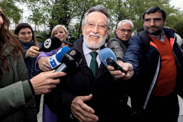 Grau roza el medio año en prisión a la espera de que el Constitucional se pronuncie sobre su ingreso