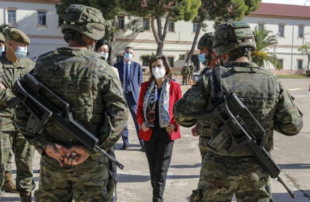 España espera a la cumbre de la OTAN ante la acumulación de migrantes en la frontera de Polonia