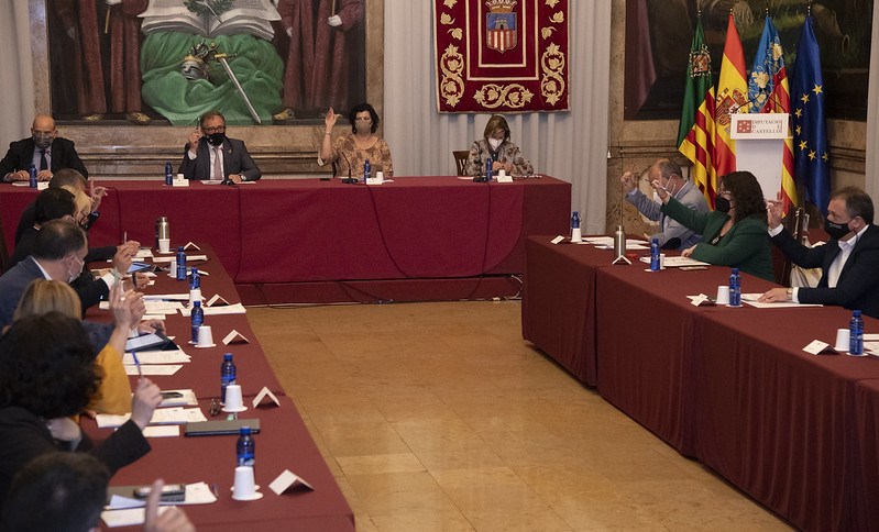 La Diputación anuncia un plan con 30 millones para Castellón frente a las críticas de la oposición 