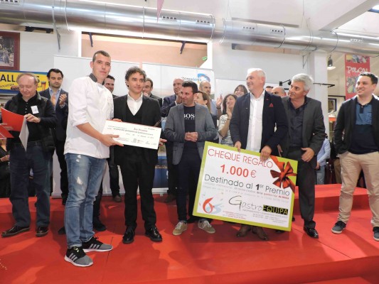 Antonio Villaescusa, de El Maestral, se alza con el concurso de Cocina Creativa gamba roja de Dénia
