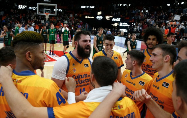 El Valencia se prueba aún tocado en la pista del histórico y favorito Virtus
