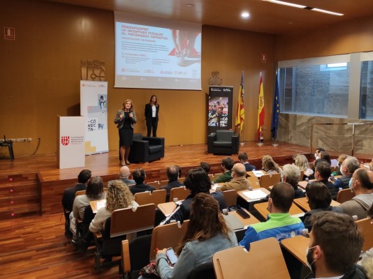 La Fundación Deportiva Municipal acoge un desayuno informativo sobre incentivos fiscales al mecenazgo deportivo 