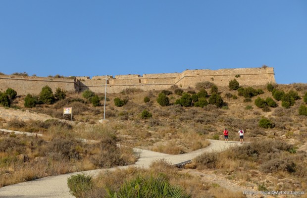 Cartagena destina 8.000 euros para hacer más fácil el acceso a la Atalaya por carretera 