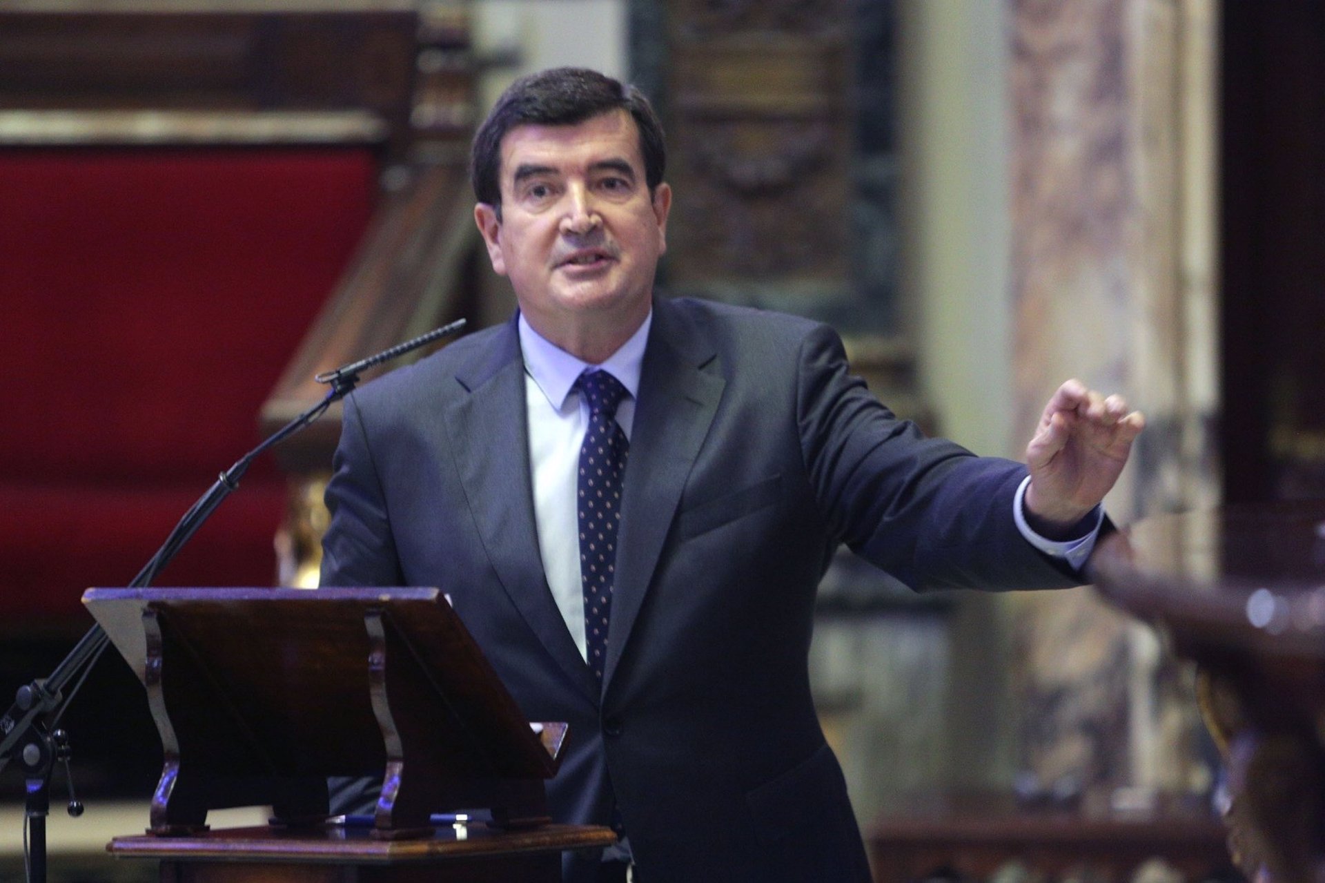 Giner (Cs) denuncia que Ribó 