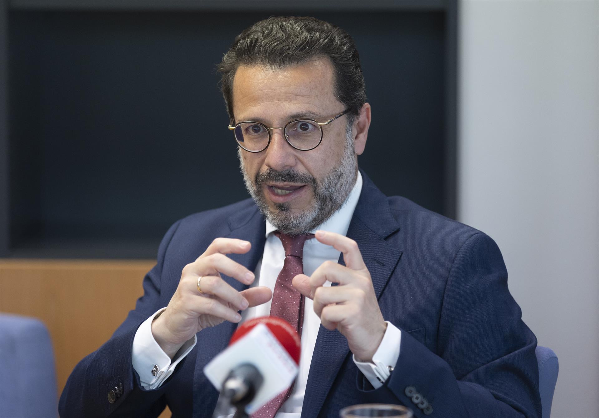 Madrid exige una reforma del sistema de financiación que respete la autonomía fiscal