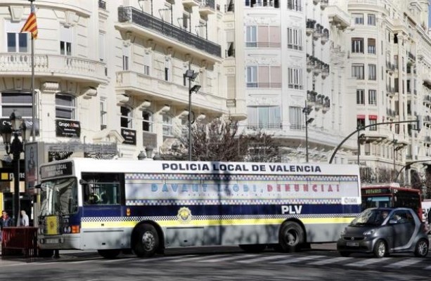 València impedirá la entrada a la ciudad del autobús de Hazte Oír