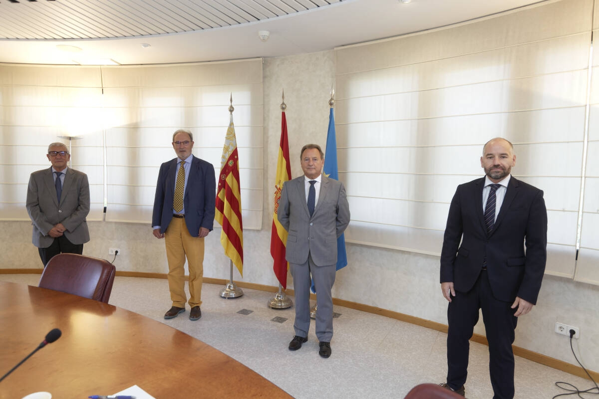 Los máximos responsables de Ascer durante una reciente comparecencia ante los medios. (Foto: ANTONIO PRADAS) - 