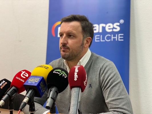 'Caso exhumaciones' de Elche: el PP pide comisión de investigación y no pagar, el alcalde convoca a los grupos