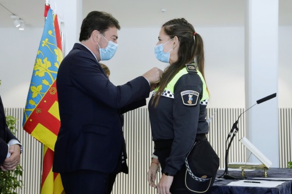Barcala desconfía del presupuesto del Consell y sopesa aprobar el de Alicante en diciembre