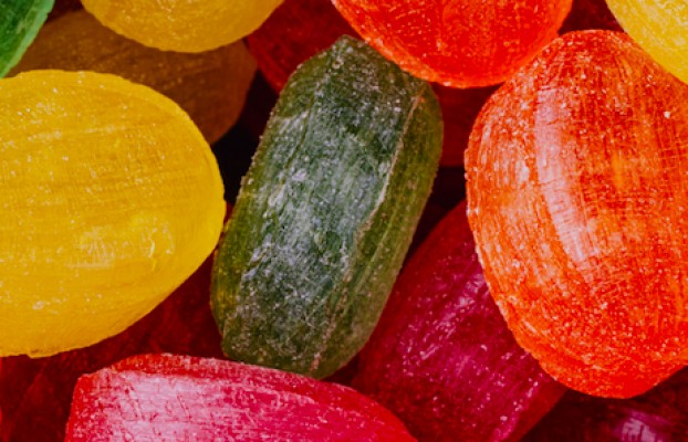 España alerta de la venta de caramelos con cacahuete no declarado en la etiqueta