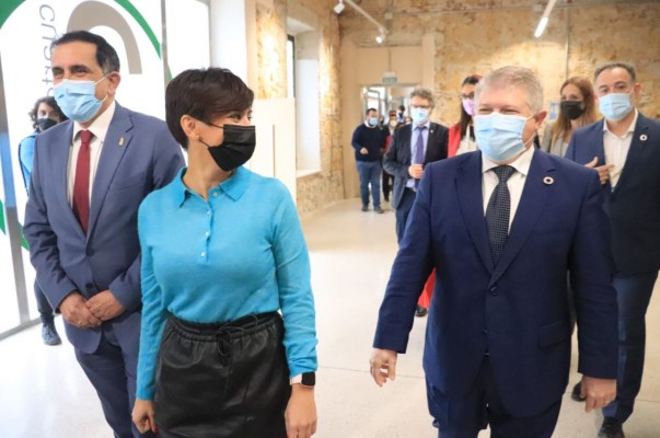 La ministra Isabel Rodríguez pide en Murcia una 