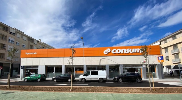 Consum entra en Petrer con un supermercado de 1.400 metros cuadrados y crea 35 empleos