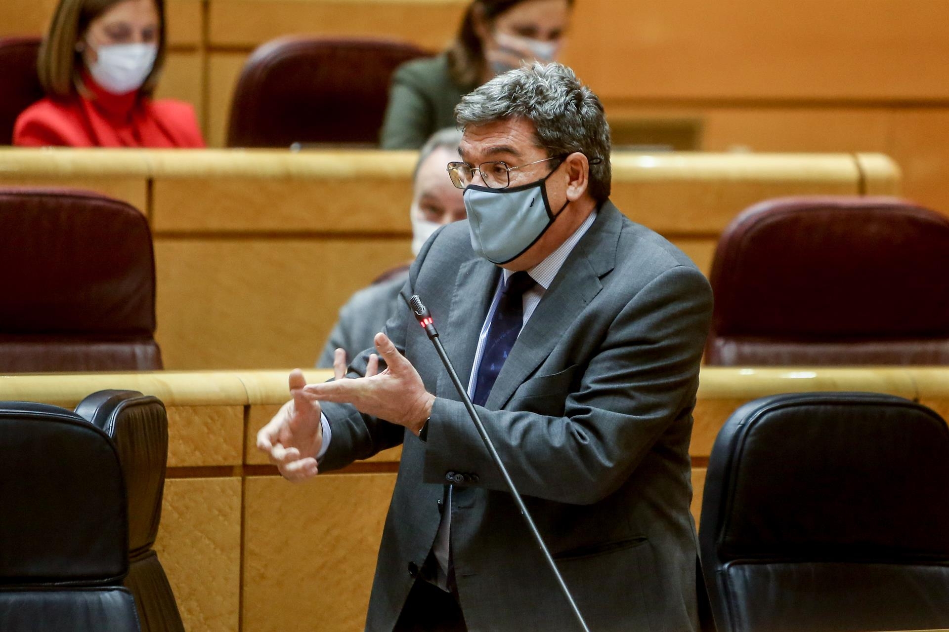 Escrivá dice que su propuesta para el mecanismo de equidad intergeneracional no recorta las pensiones