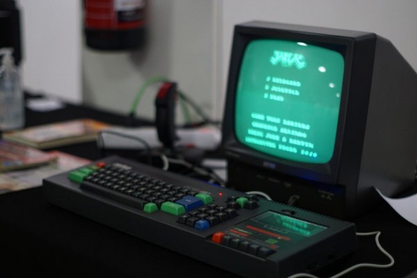 Retro Alacant: regreso a los tiempos de carga, pantalla de tubo y juegos en cintas de cassette