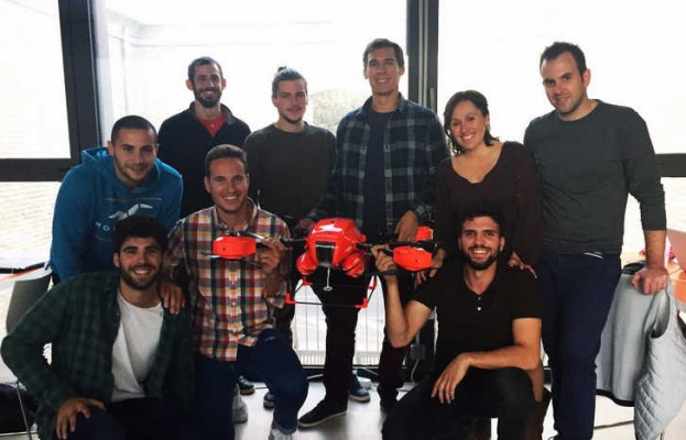 Emprendedores valencianos diseñan un dron para participar en salvamentos marítimos