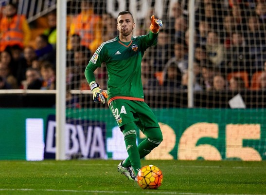 Jaume salva al Valencia del ridículo