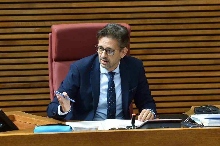 El PP exige al Consell que reclame a Sánchez el pago de la deuda por desplazados