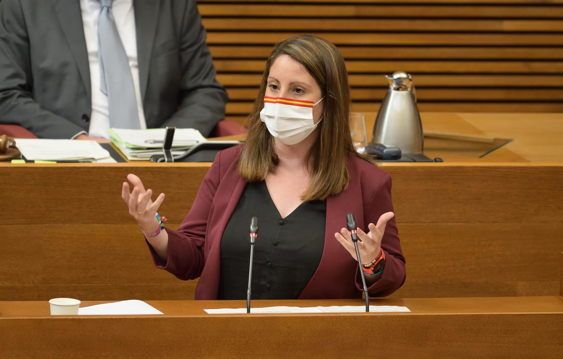 Vox considera que el Botànic está 