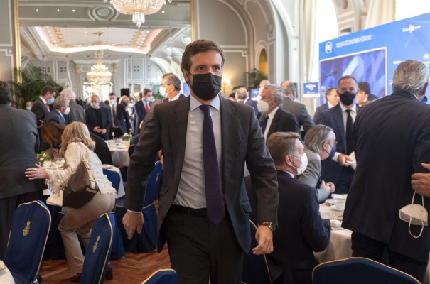 Casado adelanta que el PP presentará una bajada de impuestos de 10.000 millones de euros 
