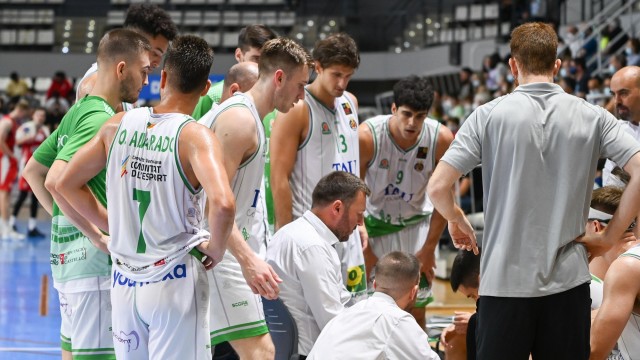 El TAU pierde en la prórroga ante el Lleida y se despide de su invicto en el Ciutat de Castelló