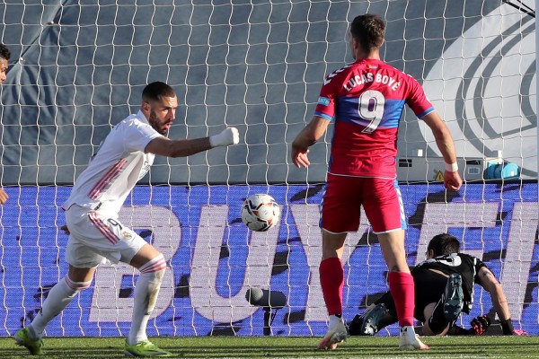 Las rotaciones dejan a Benzema sin viaje a Elche
