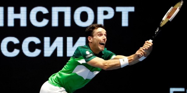Bautista cae ante Cilic en San Petersburgo