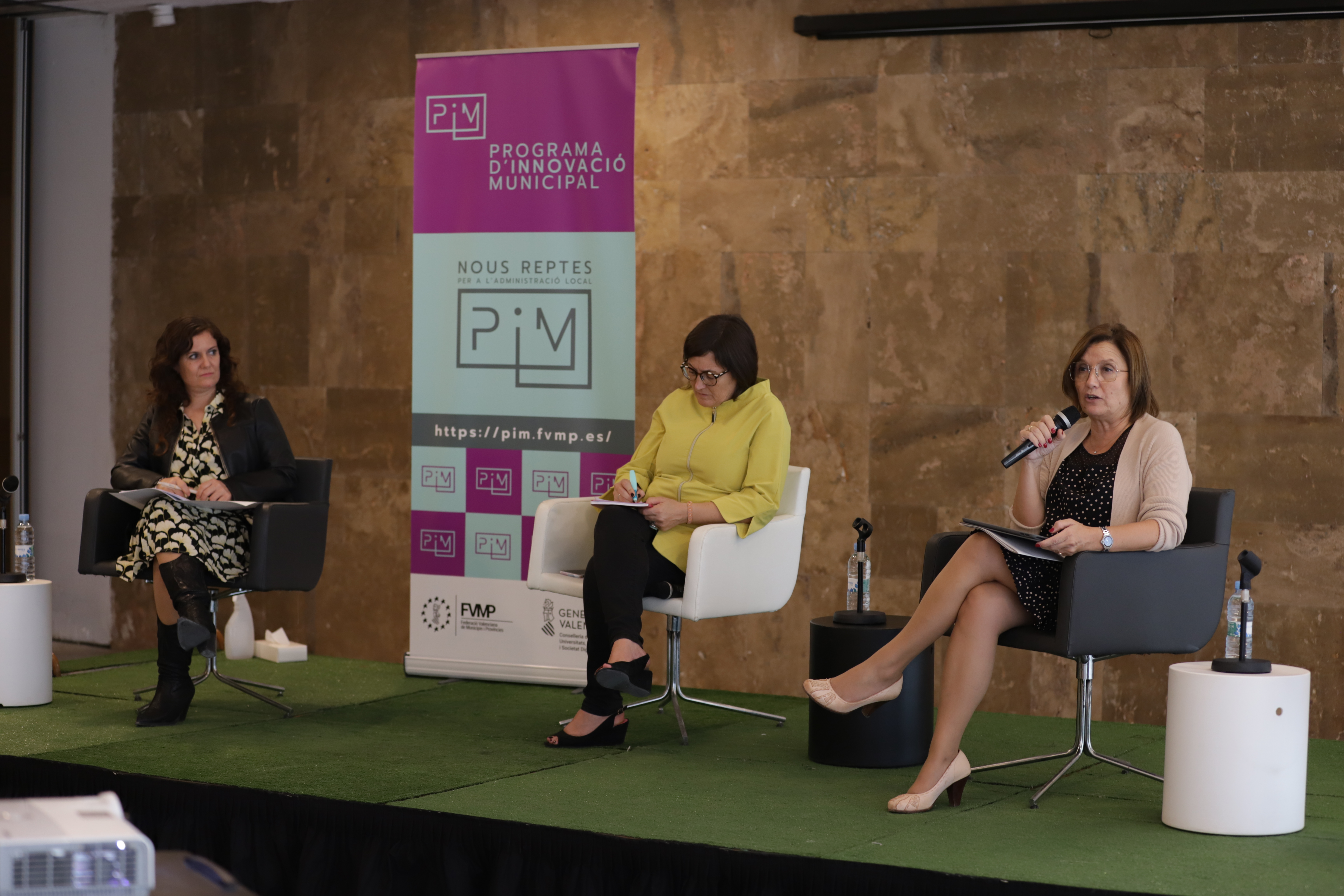 La Diputación de Castellón lleva a València y Alicante su experiencia en innovación municipal