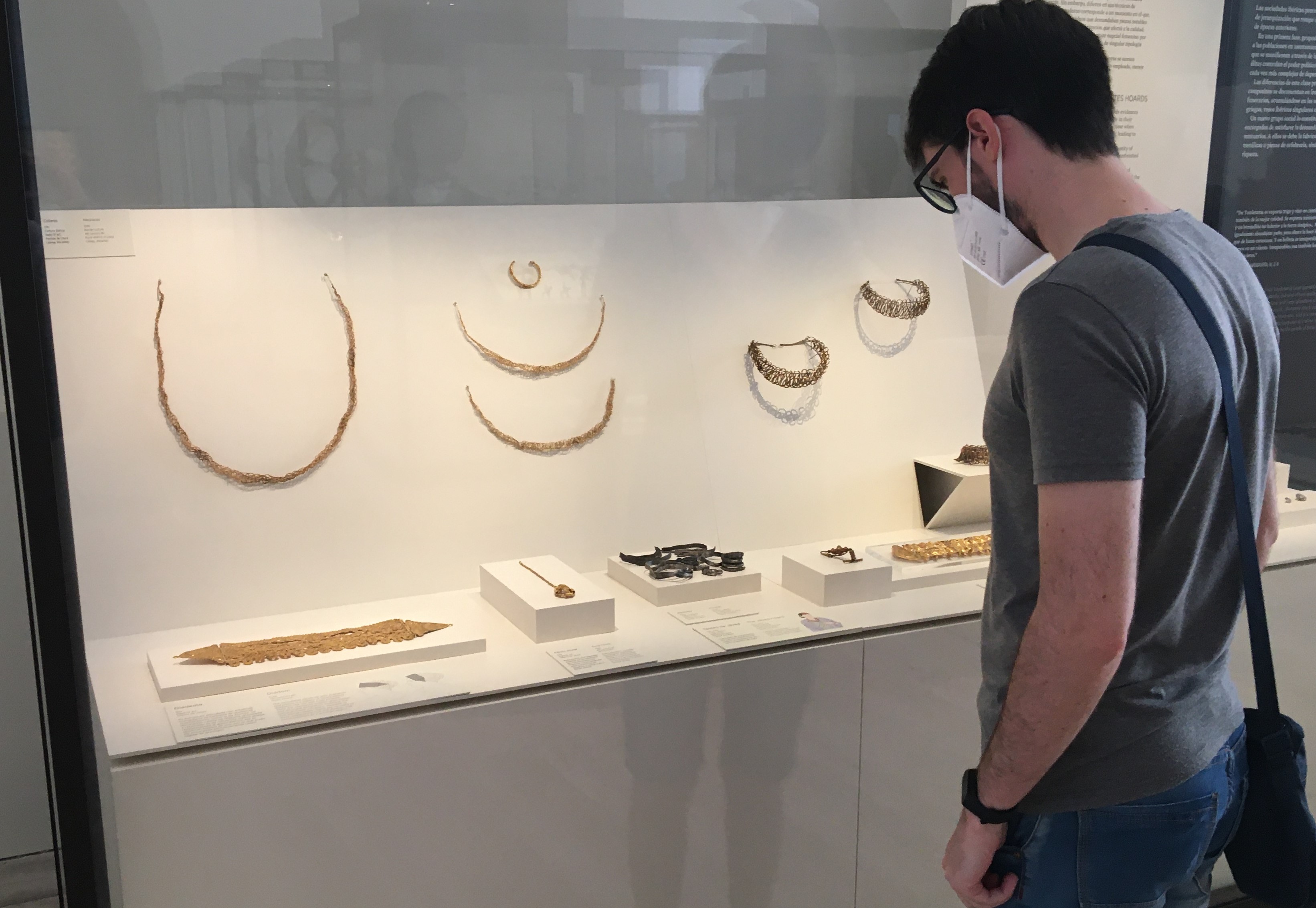 El Tesoro de Xàbia, el ajuar de oro y plata que esconde el Arqueológico de Madrid

