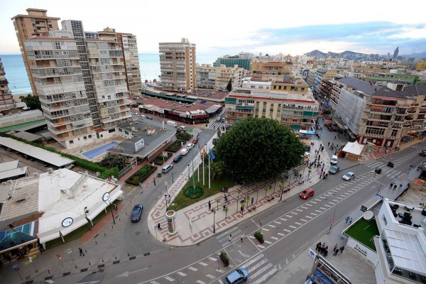 Los locales de Benidorm no encuentran quien les quiera por el problema con los retranqueos