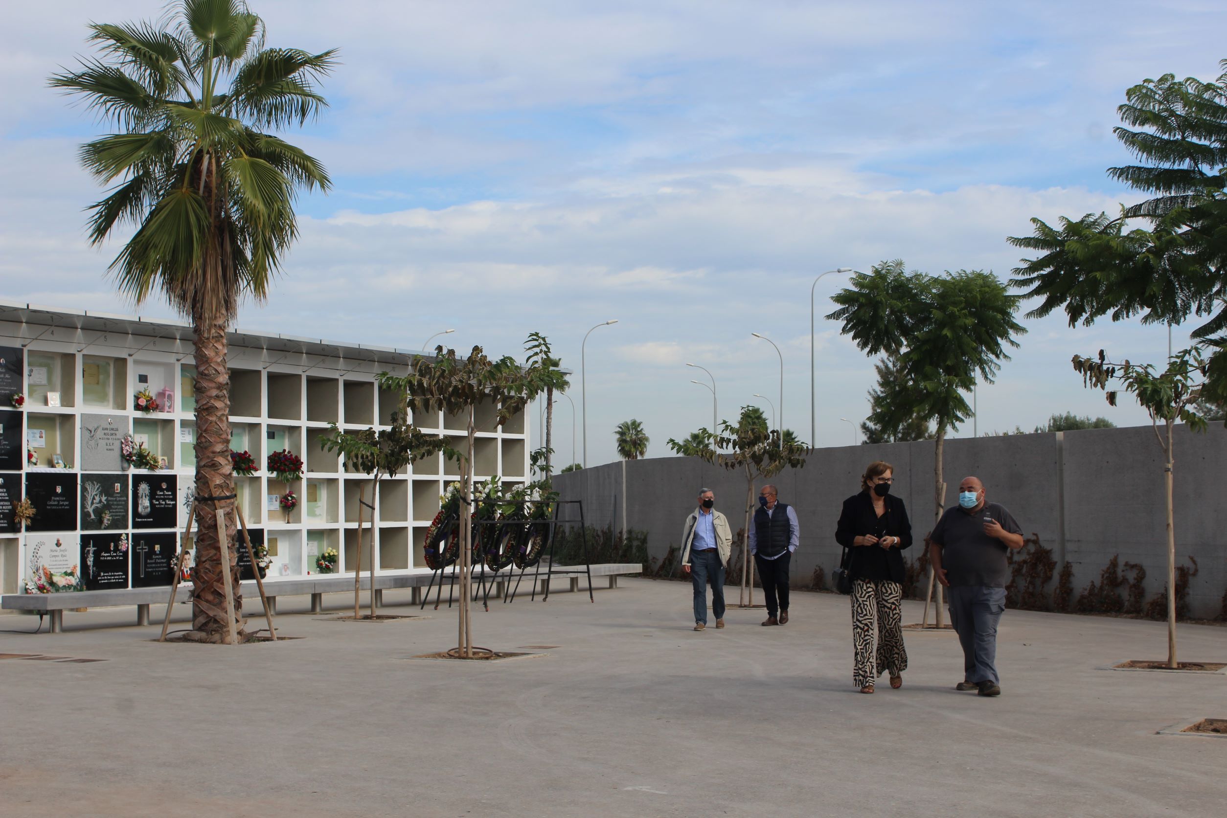 Burriana adecúa el cementerio municipal para acoger el día de Todos los Santos 