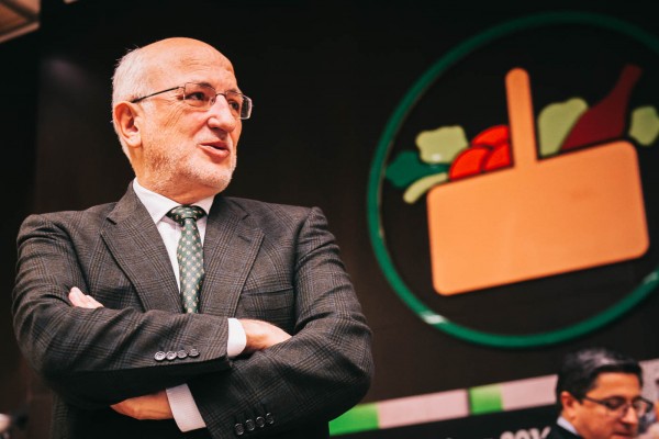 Mercadona prevé que su beneficio caiga a 200 millones en 2017, un tercio que en 2016
