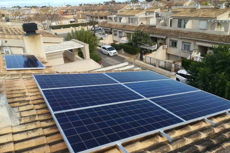 Benicarló bonificarà fins al 50% del IBI a les vivendes que incorporen autoconsum elèctric 