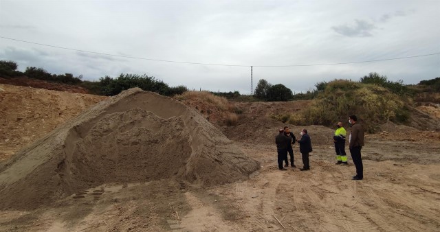 Castelló retornará cerca de 200 toneladas de arena a sus playas después del temporal de agosto
