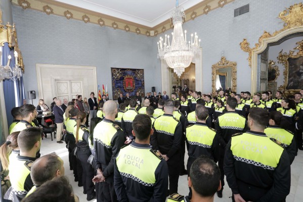 Alicante incorpora 39 policías a las unidades de tarde y el servicio nocturno