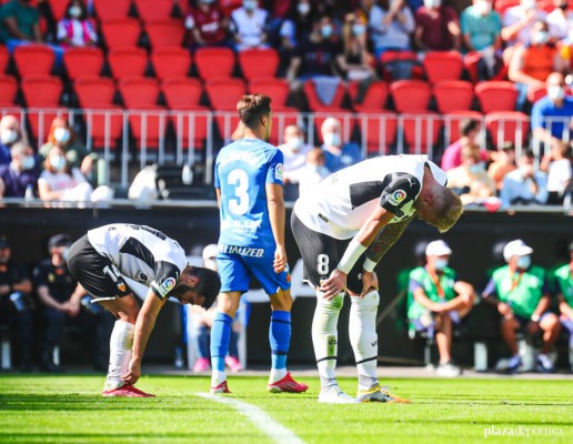 Derbi en medio de la crisis