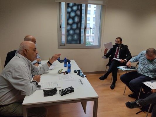 El perito no ve justificado que se hubiera troceado el suministro de la sala policial de Castelló
