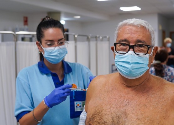 La EMA ve insuficientes pruebas para relacionar la vacuna y el síndrome inflamatorio multisistémico