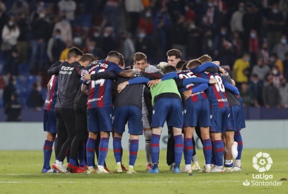 El Levante nunca había enlazado los once primeros partidos de Liga sin ganar