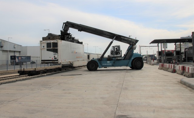 El Puerto y TMS estrenan la conexión por tren con Reino Unido con garantía de continuidad